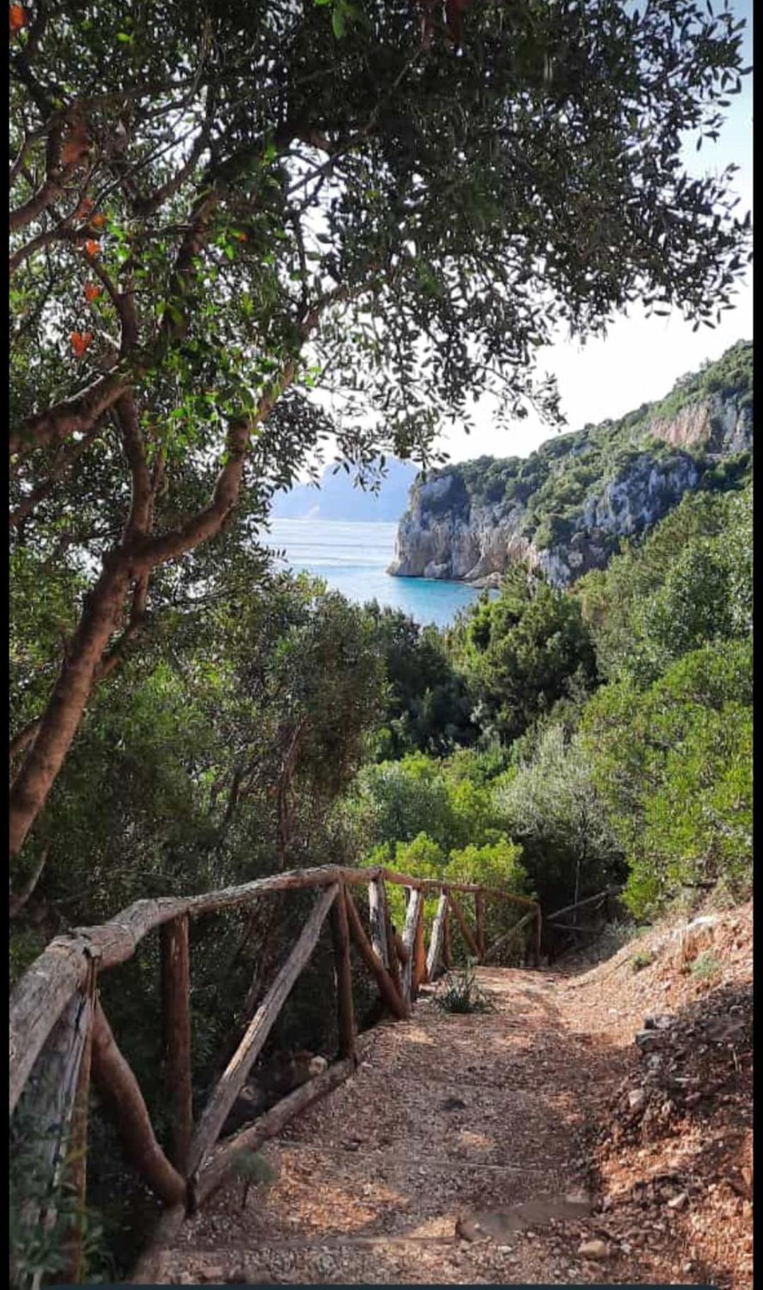 Appartamenti Manuela Cala Gonone Luaran gambar